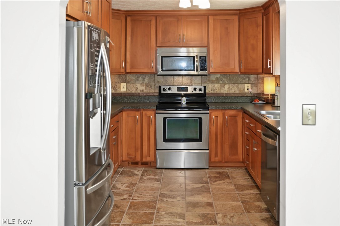 863 Duff Drive Ashland OH 44805