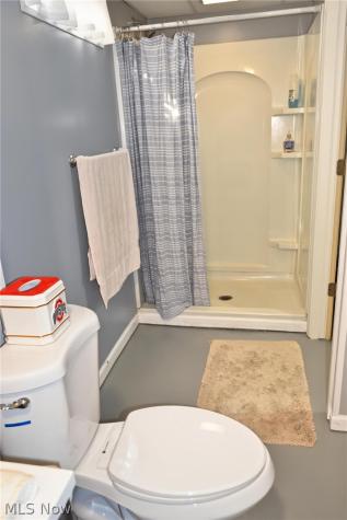 863 Duff Drive Ashland OH 44805