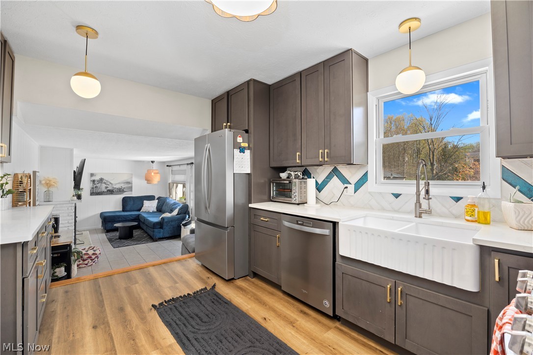 25021 Sunset Oval North Olmsted OH 44070