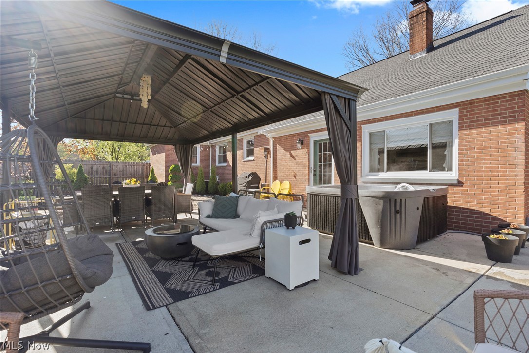 25021 Sunset Oval North Olmsted OH 44070