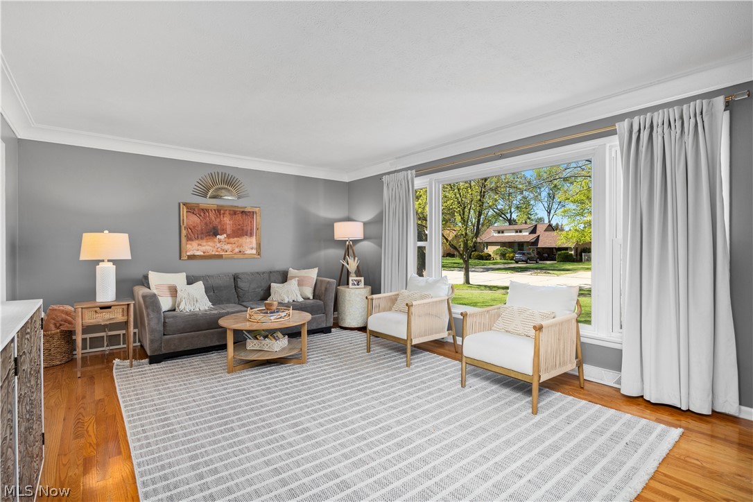 25021 Sunset Oval North Olmsted OH 44070