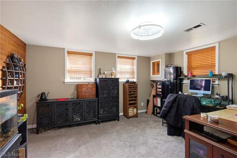 2630 Oakview Street NW Massillon OH 44646