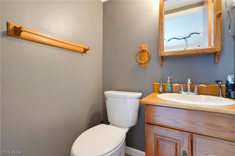 2630 Oakview Street NW Massillon OH 44646