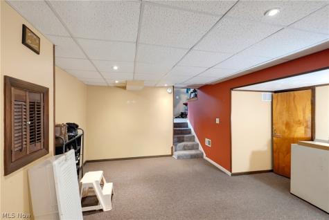 2630 Oakview Street NW Massillon OH 44646