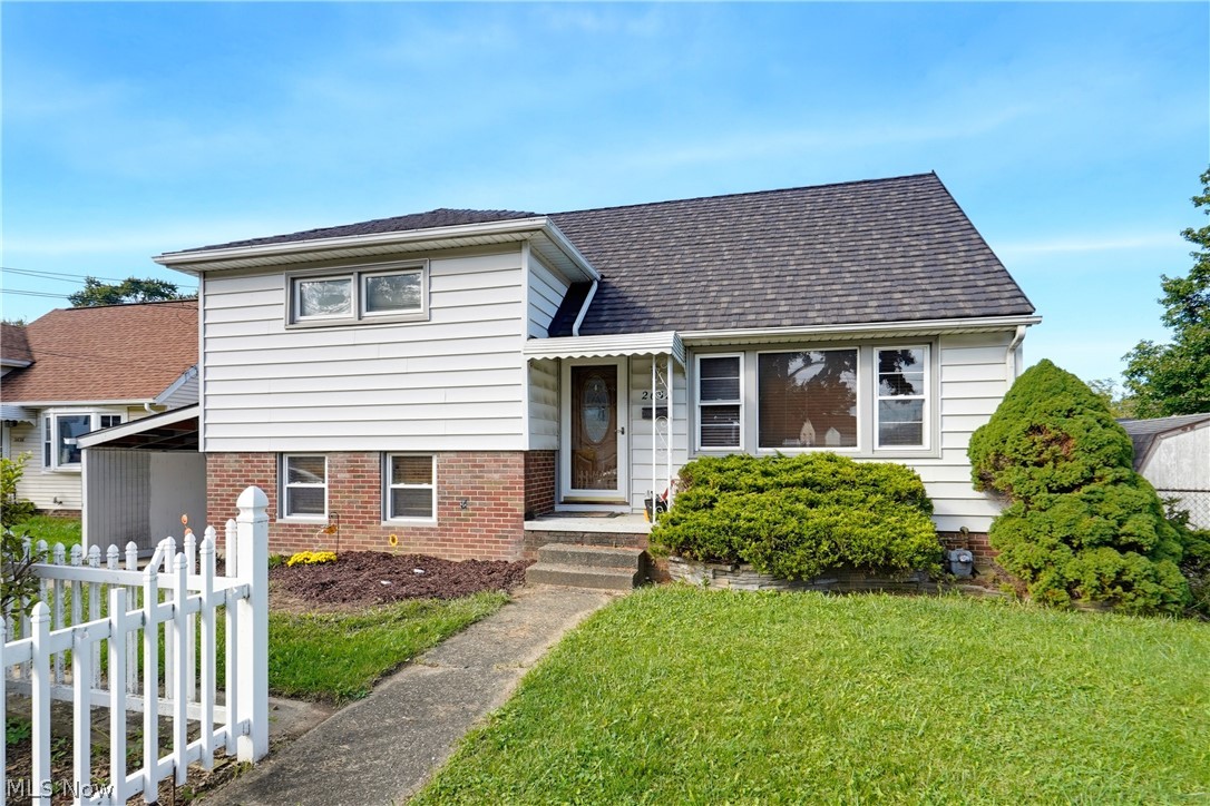 2630 Oakview Street NW Massillon OH 44646