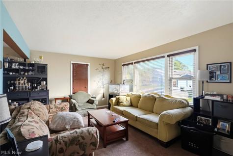 2630 Oakview Street NW Massillon OH 44646