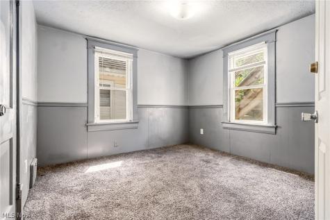 376 Kling Street Akron OH 44311