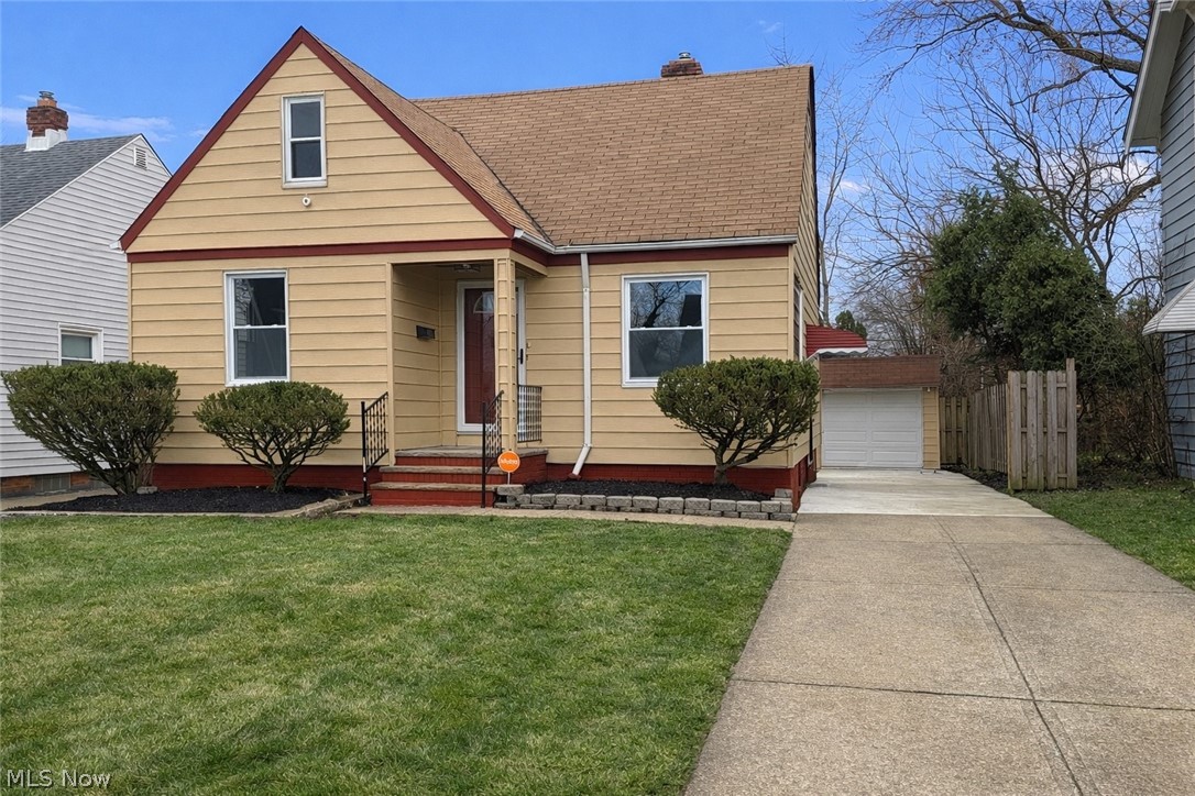 19910 Mountville Drive Maple Heights OH 44137