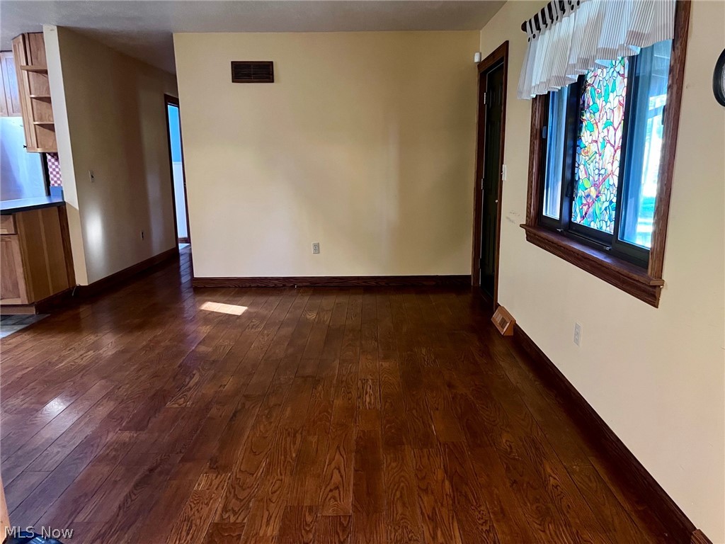 6160 Highland Avenue Lordstown OH 44481