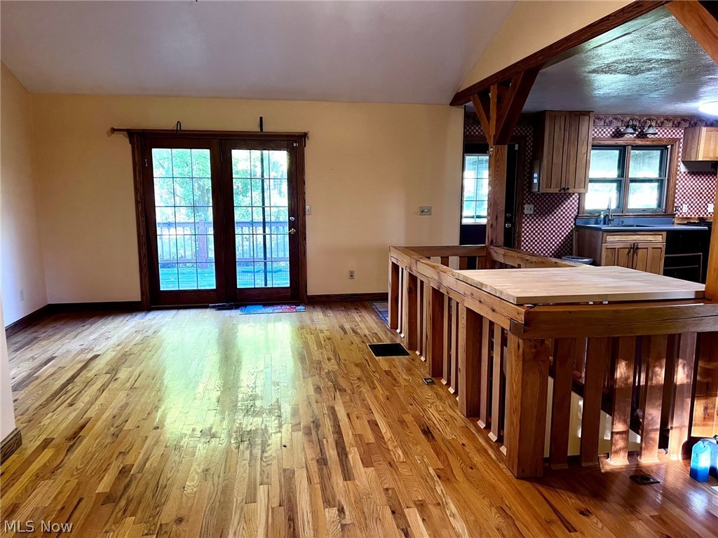 6160 Highland Avenue Lordstown OH 44481