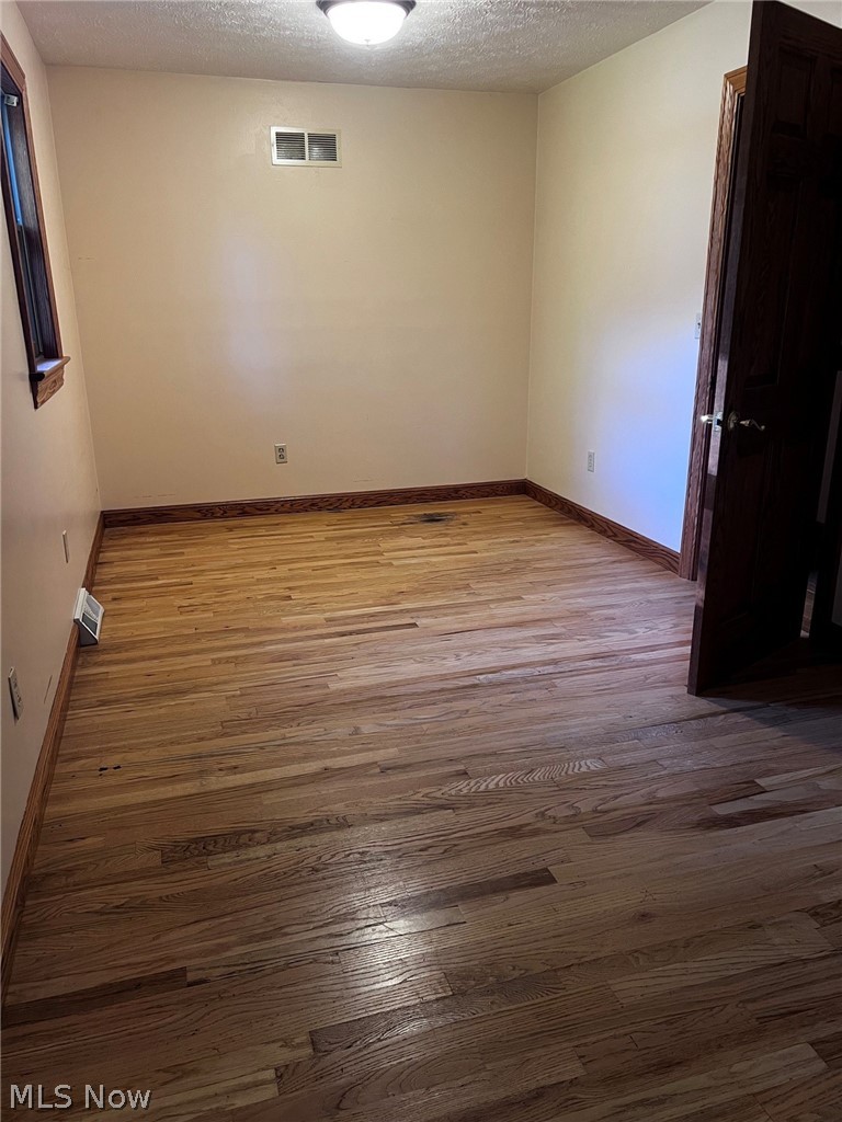 6160 Highland Avenue Lordstown OH 44481
