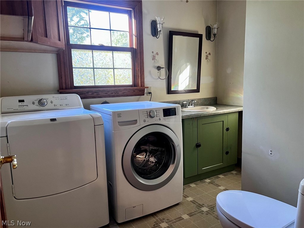 6160 Highland Avenue Lordstown OH 44481