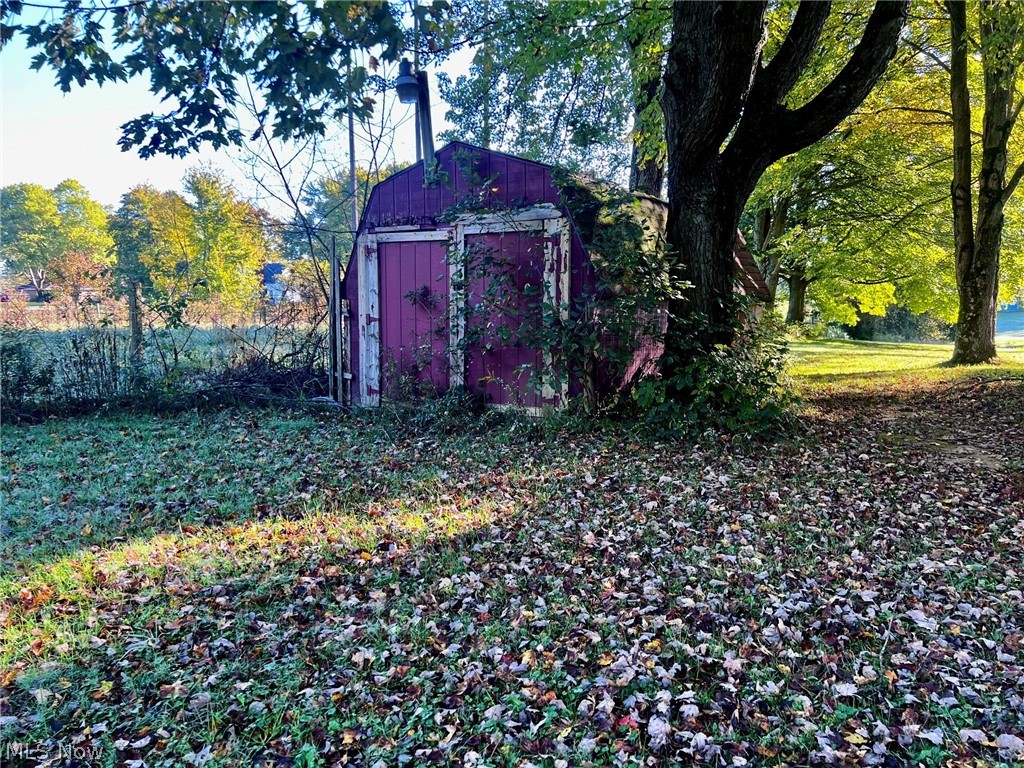 6160 Highland Avenue Lordstown OH 44481