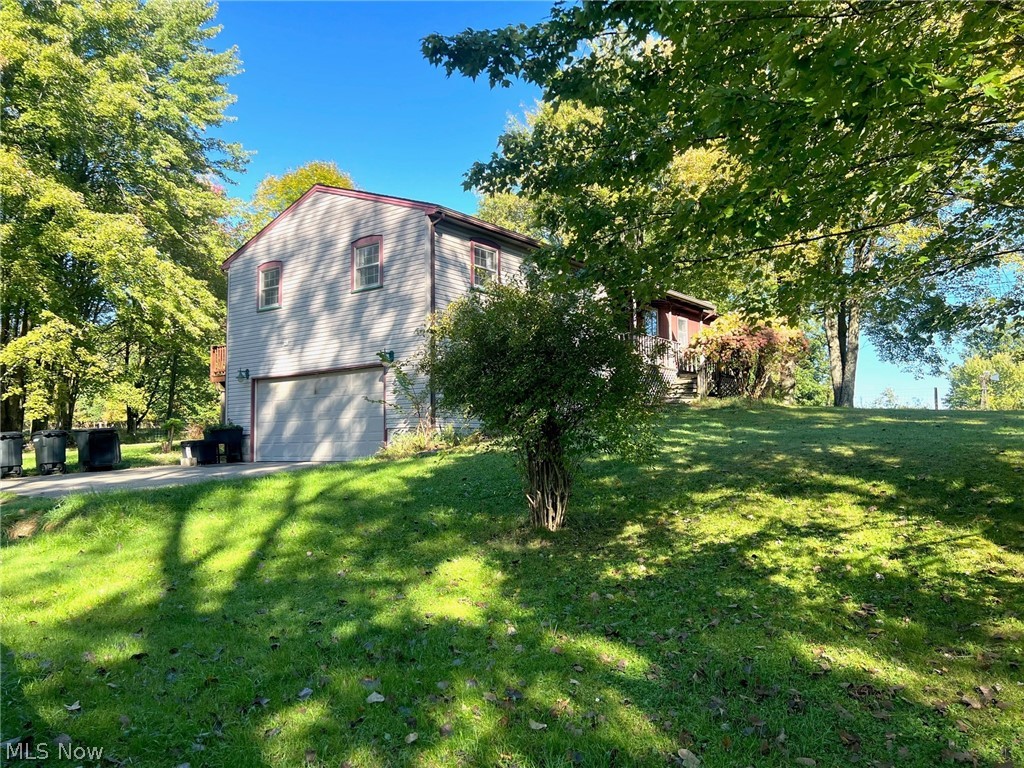 6160 Highland Avenue Lordstown OH 44481