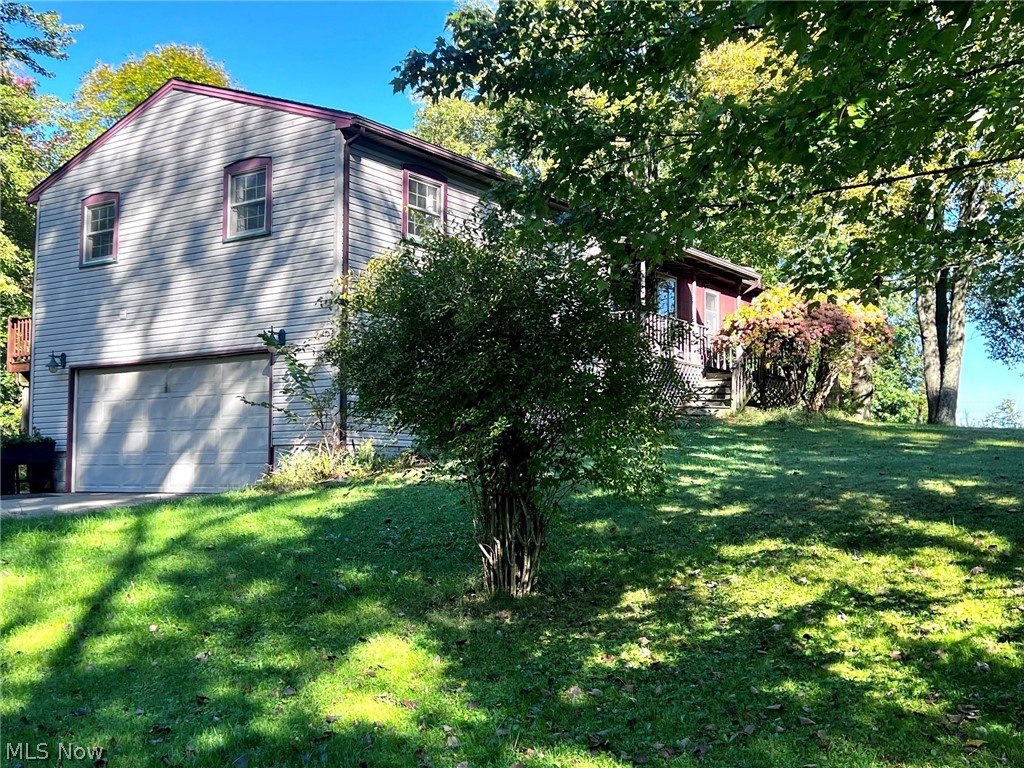 6160 Highland Avenue Lordstown OH 44481
