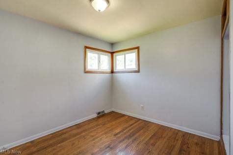 12211 Woodward Boulevard Garfield Heights OH 44125