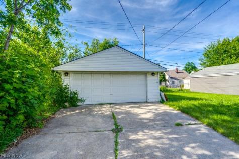 12211 Woodward Boulevard Garfield Heights OH 44125