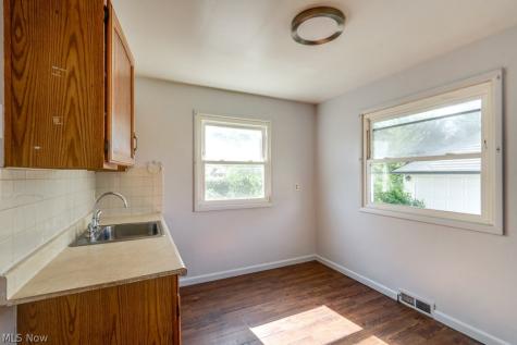 12211 Woodward Boulevard Garfield Heights OH 44125