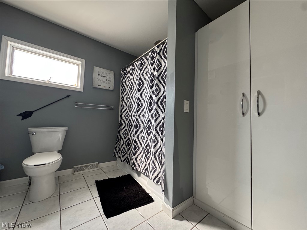 517 Walden Avenue Tiltonsville OH 43963