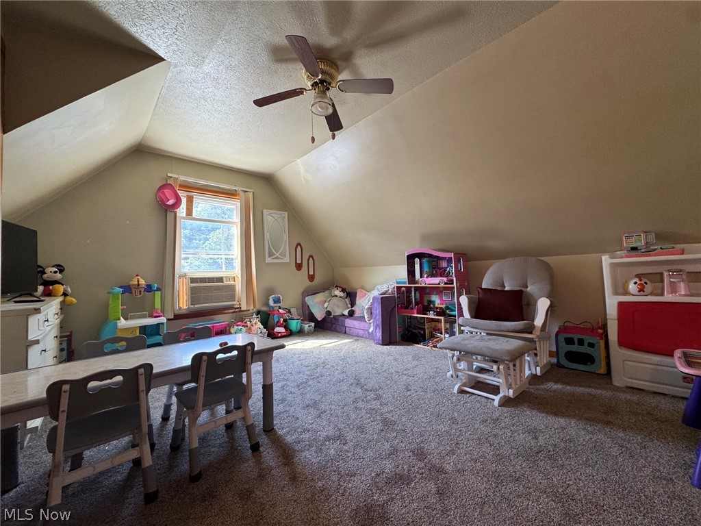 517 Walden Avenue Tiltonsville OH 43963