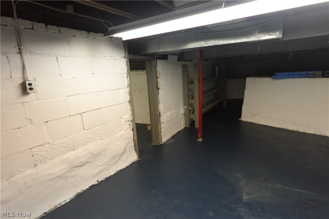 517 Walden Avenue Tiltonsville OH 43963
