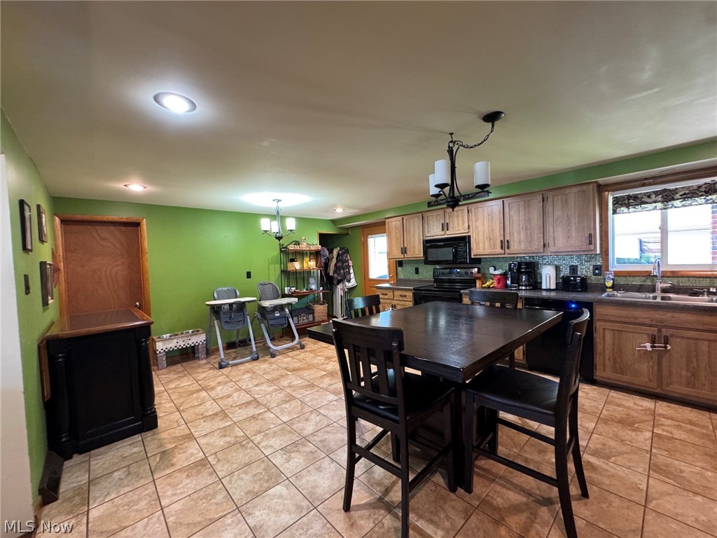 517 Walden Avenue Tiltonsville OH 43963
