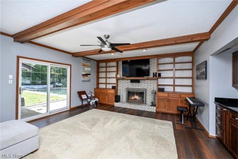 3748 E Royalton Road Brecksville OH 44141
