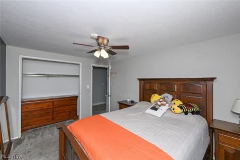 3748 E Royalton Road Brecksville OH 44141