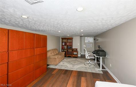 3748 E Royalton Road Brecksville OH 44141