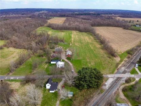 7599 Pawnee Road Lodi OH 44254