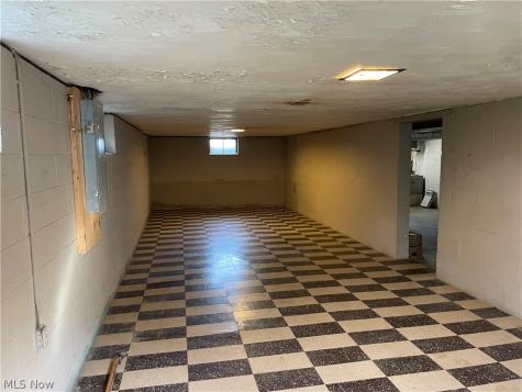 7296 Dell Haven Drive Parma OH 44130