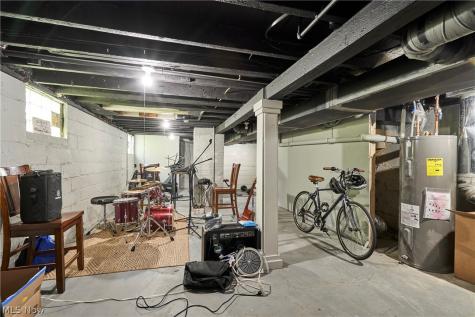 921 Jefferson Avenue Cleveland OH 44113