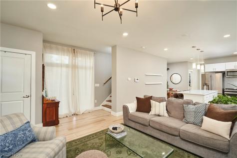 921 Jefferson Avenue Cleveland OH 44113