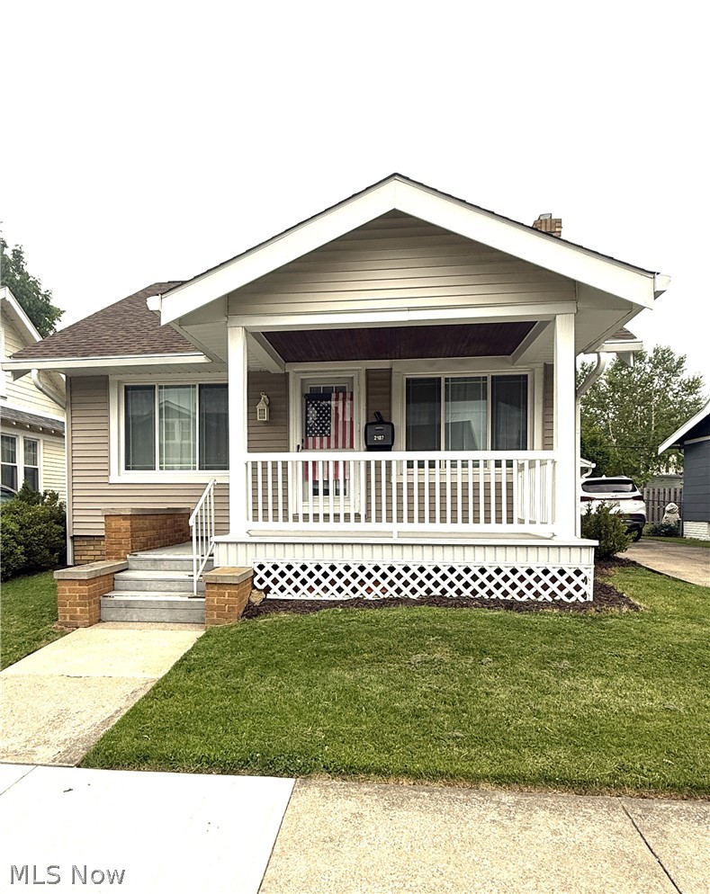 2187 Olive Avenue Lakewood OH 44107