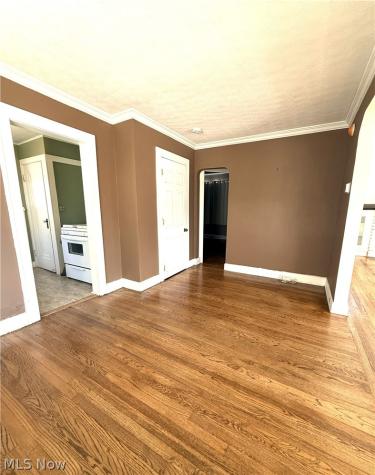 2187 Olive Avenue Lakewood OH 44107