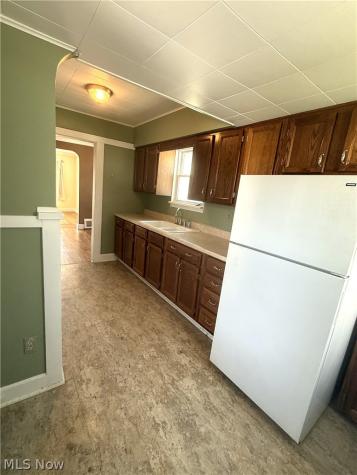 2187 Olive Avenue Lakewood OH 44107