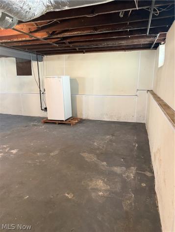 2187 Olive Avenue Lakewood OH 44107