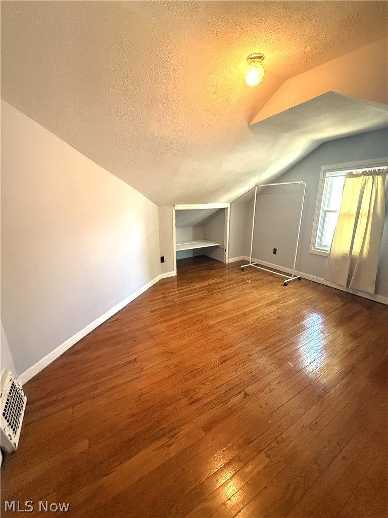 2187 Olive Avenue Lakewood OH 44107