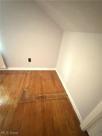 2187 Olive Avenue Lakewood OH 44107