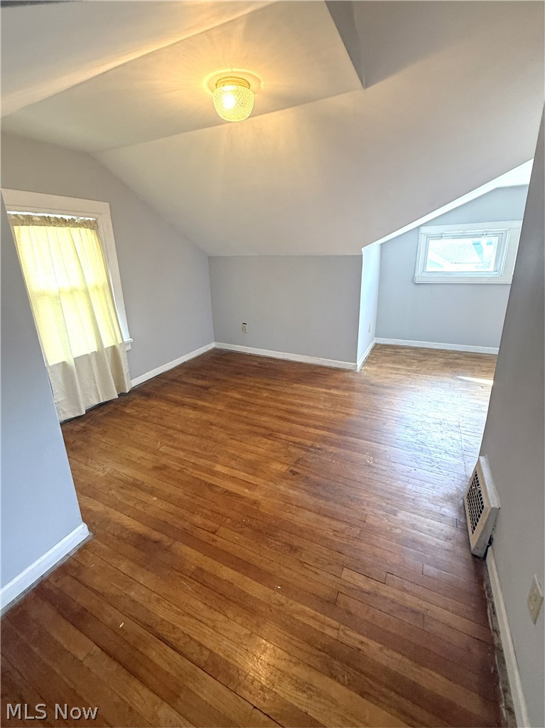 2187 Olive Avenue Lakewood OH 44107
