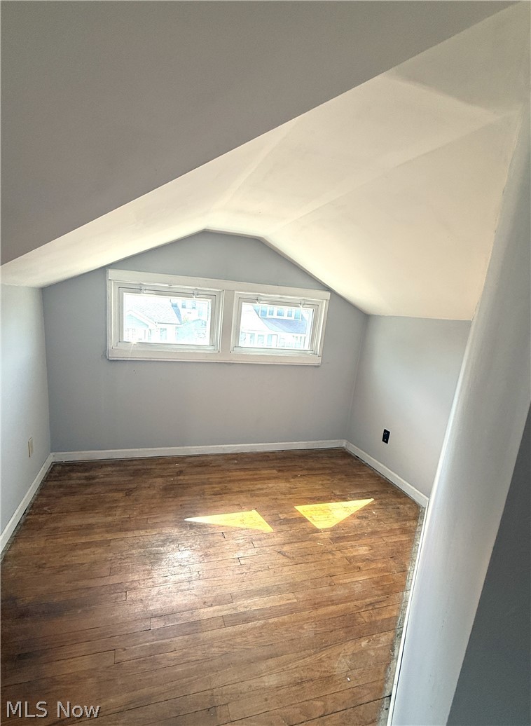 2187 Olive Avenue Lakewood OH 44107