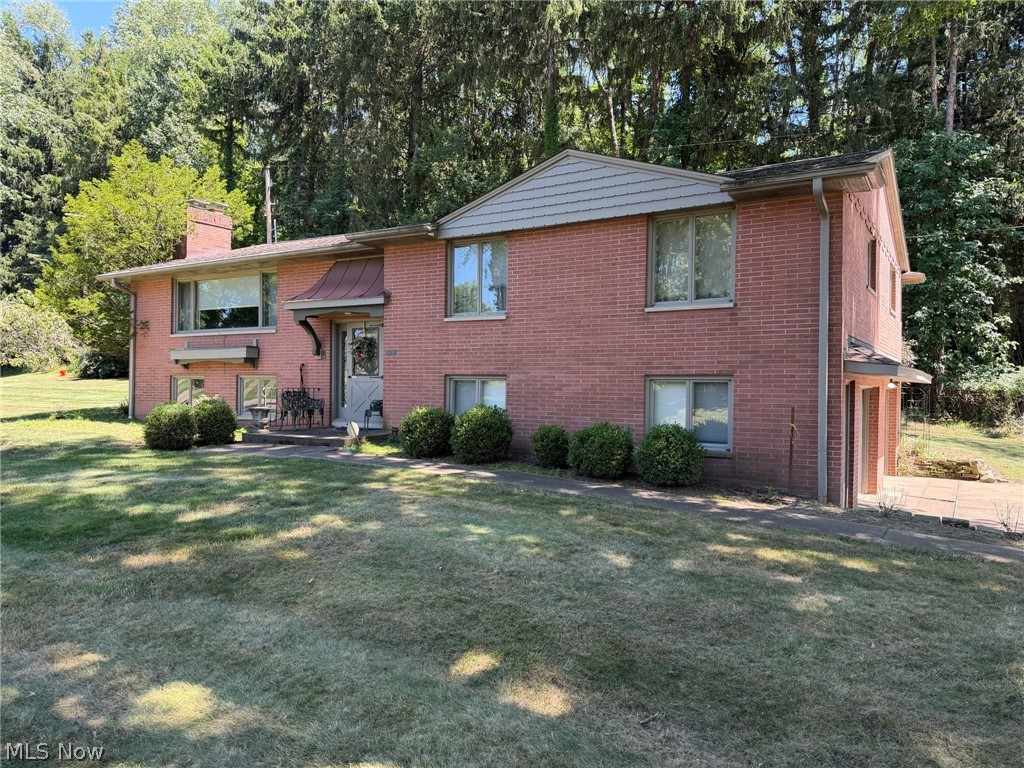 5030 Gardendale Avenue NE Canton OH 44714