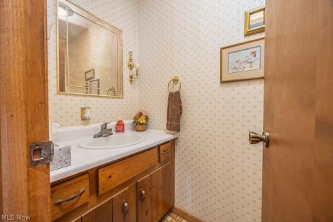 124 Brandy Drive Marietta OH 45750