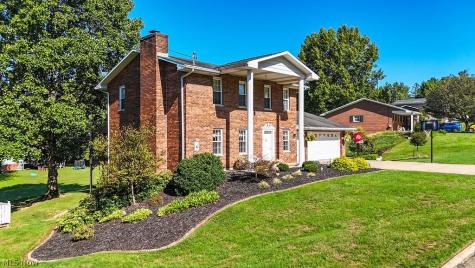 124 Brandy Drive Marietta OH 45750