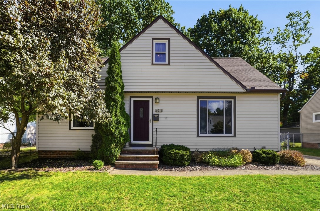 6211 Anita Drive Parma Heights OH 44130