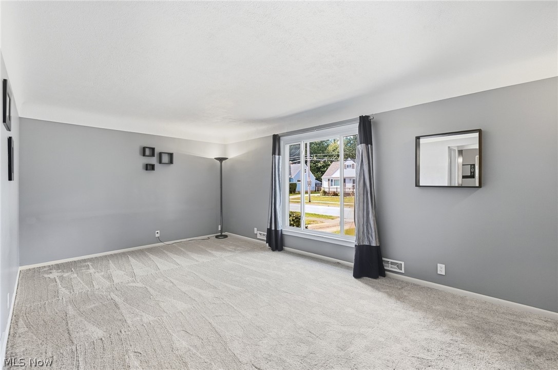 6211 Anita Drive Parma Heights OH 44130