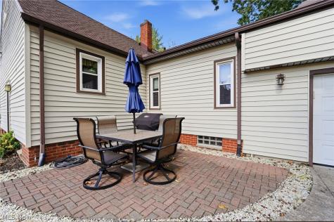6211 Anita Drive Parma Heights OH 44130