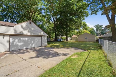 6211 Anita Drive Parma Heights OH 44130