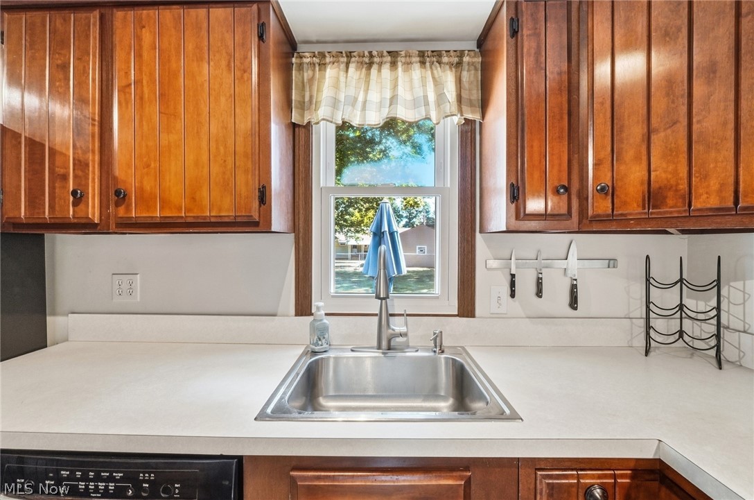 6211 Anita Drive Parma Heights OH 44130