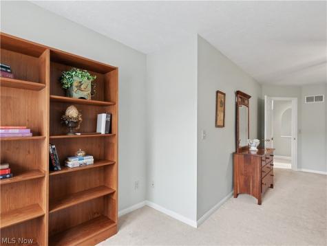 2039 Bent Creek Trail Cuyahoga Falls OH 44223